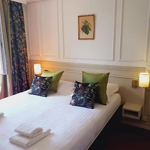 ** Hotel Logis Le Relais Imperial Frankreich