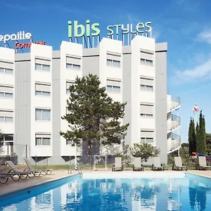 *** Hotel Ibis Styles Toulon Sur Frankreich